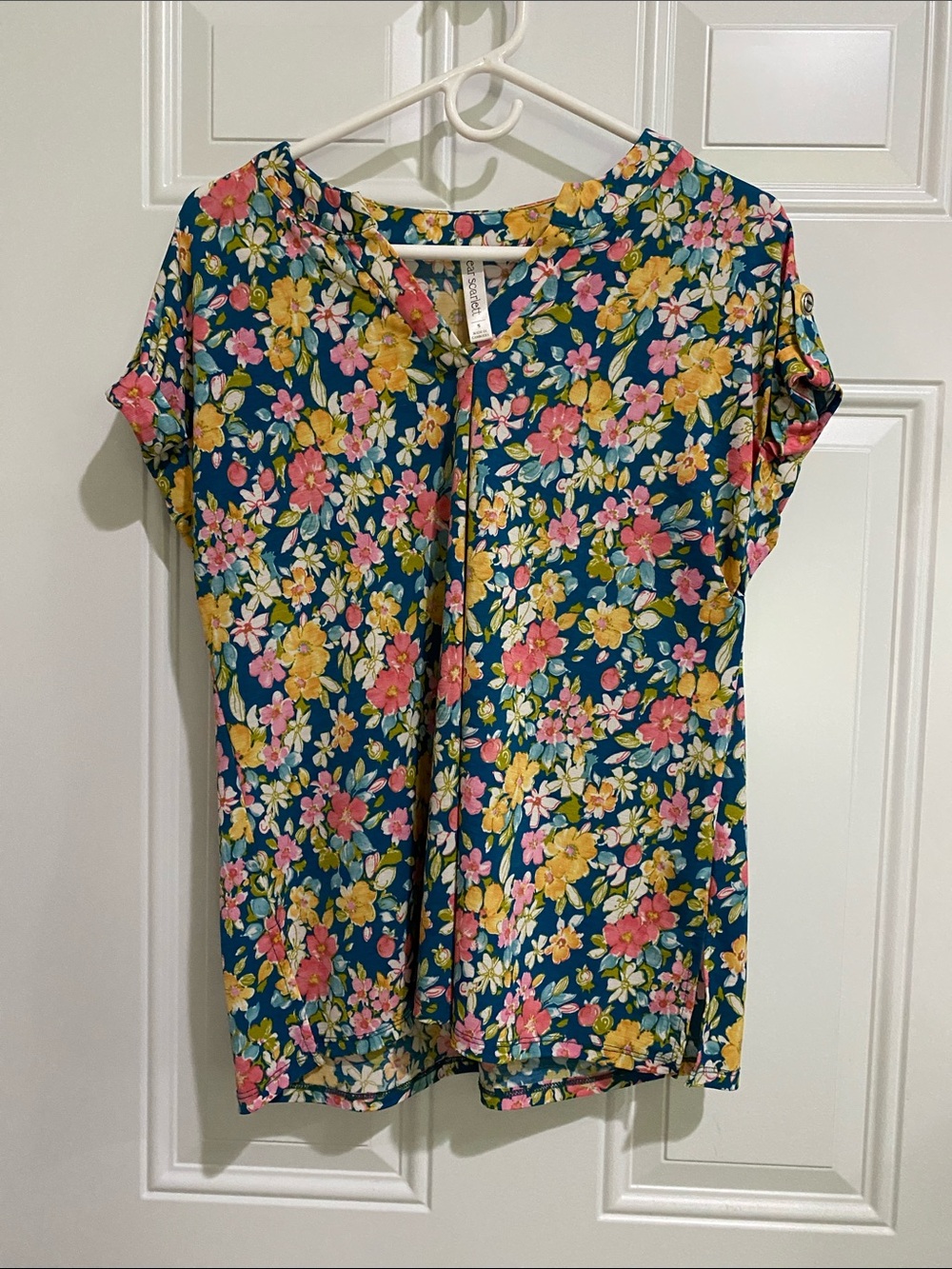 Dear Scarlett Floral Teal Short Sleeve Split-Neck Tee